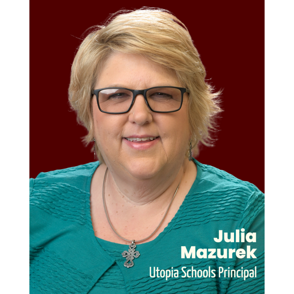 Julia Mazurek, Principal